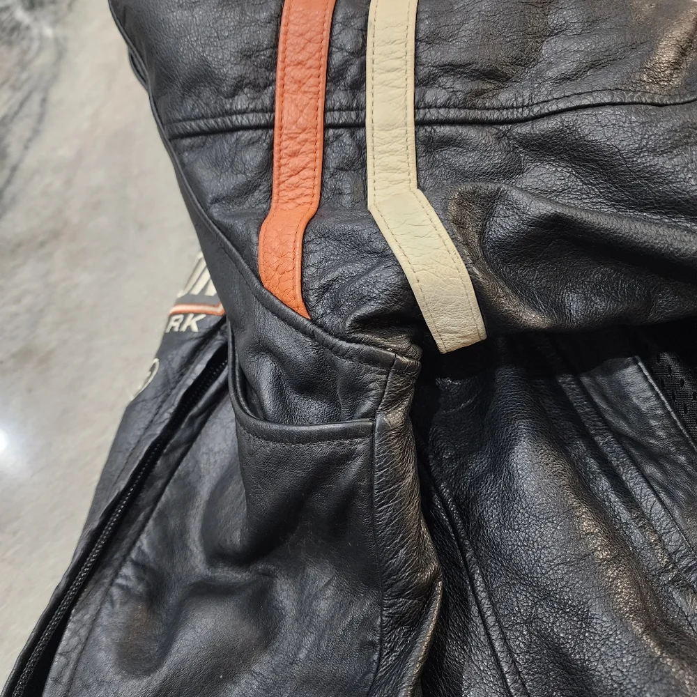 Harley-Davidson Genuine Leather Motorcycle Jacket - Picture 10 of 15